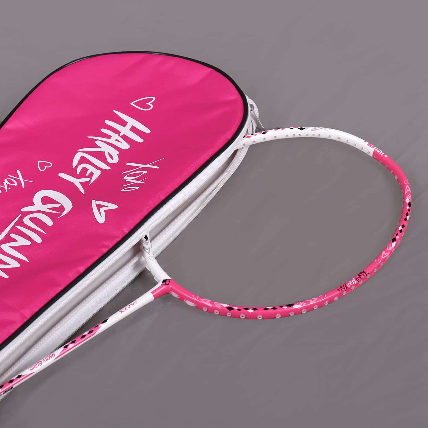 Harley Quinn ハーレイクイン バドミントンラケット 6U/G6 専用カバー タオル ソックス セット