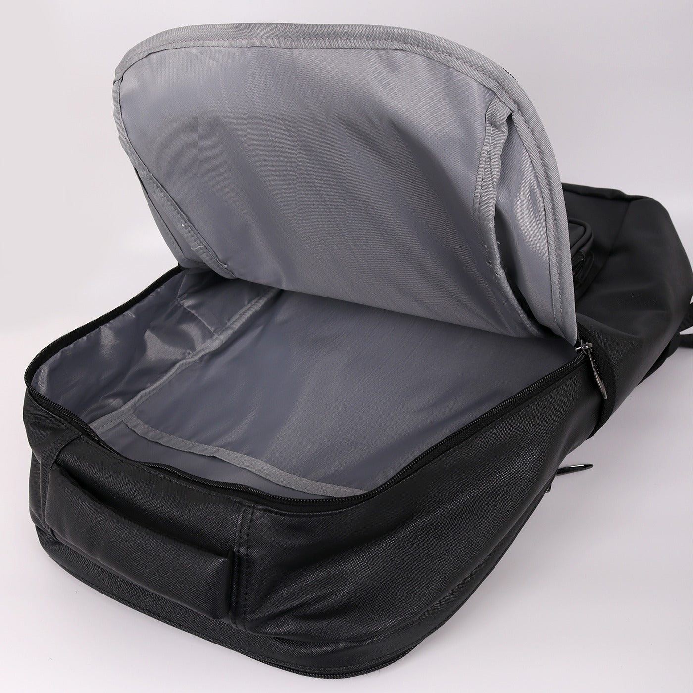 バックパック リュック ラケットホルダー付き 背中ムレ防止