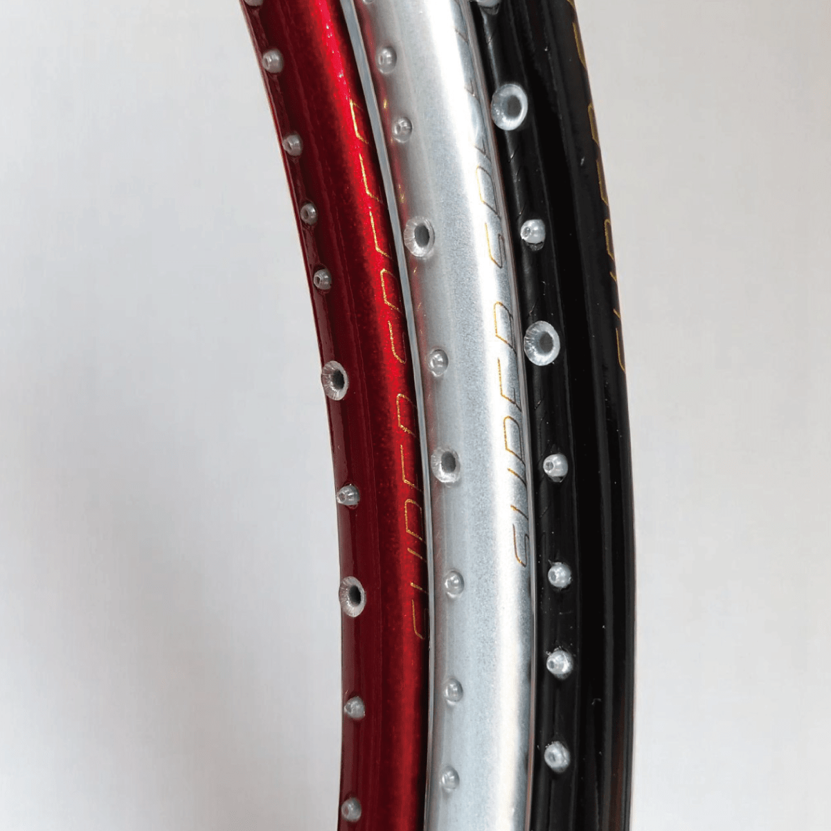 SUPER SPEED スーパースピード バドミントンラケット 6UG6 世界最細シャフト5.5mm 軽量モデル