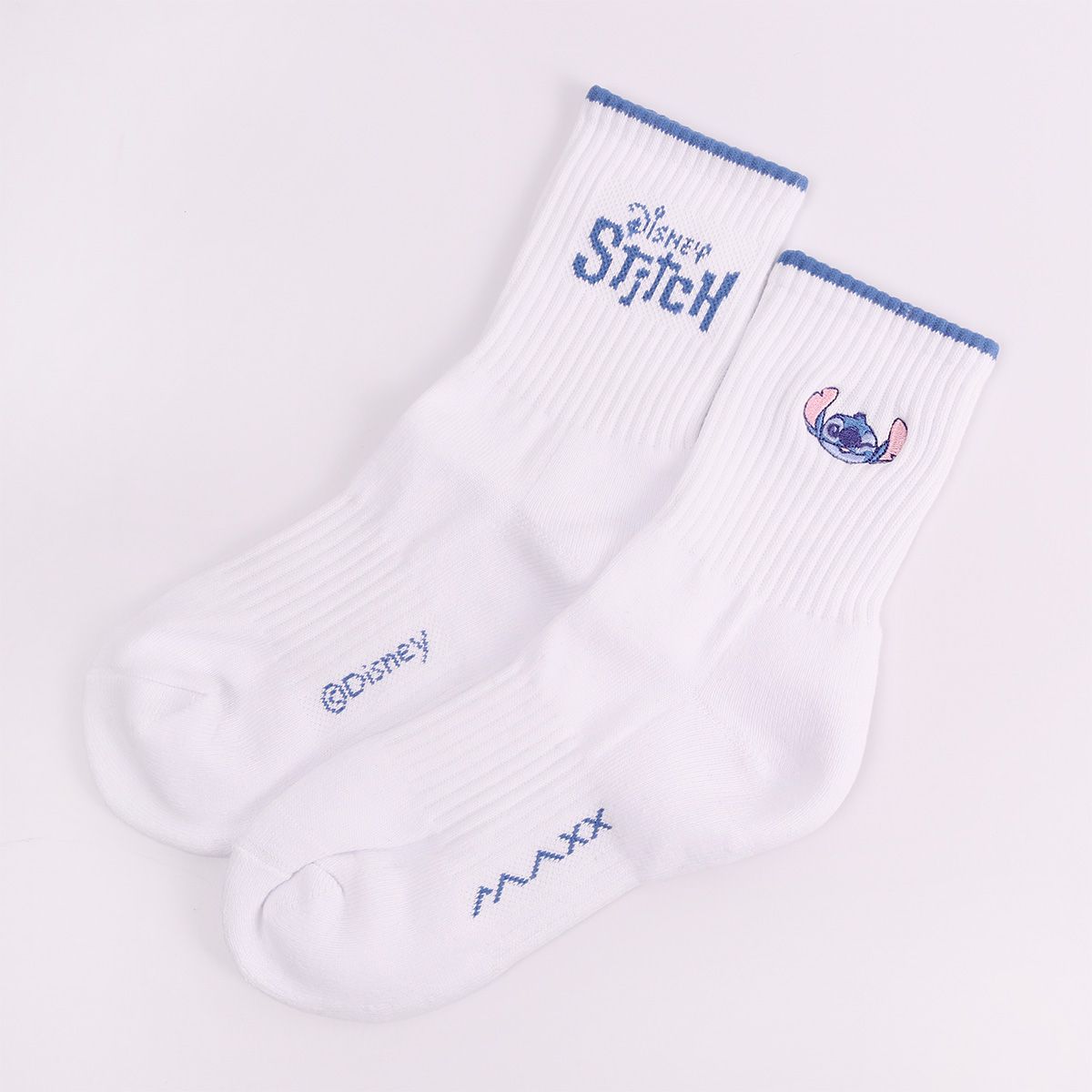 【予約注文 12月中下旬発送予定】スティッチ Stitch スポーツソックス ミディアム丈 バドミントン ディズニー