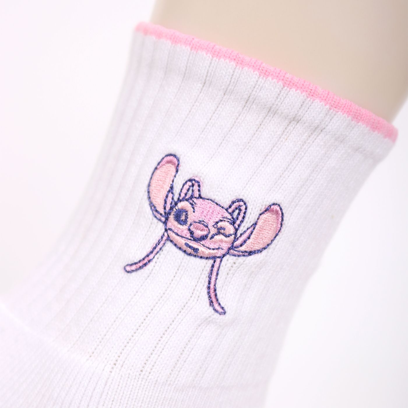 【予約注文 12月中下旬発送予定】スティッチ Stitch スポーツソックス ミディアム丈 バドミントン ディズニー