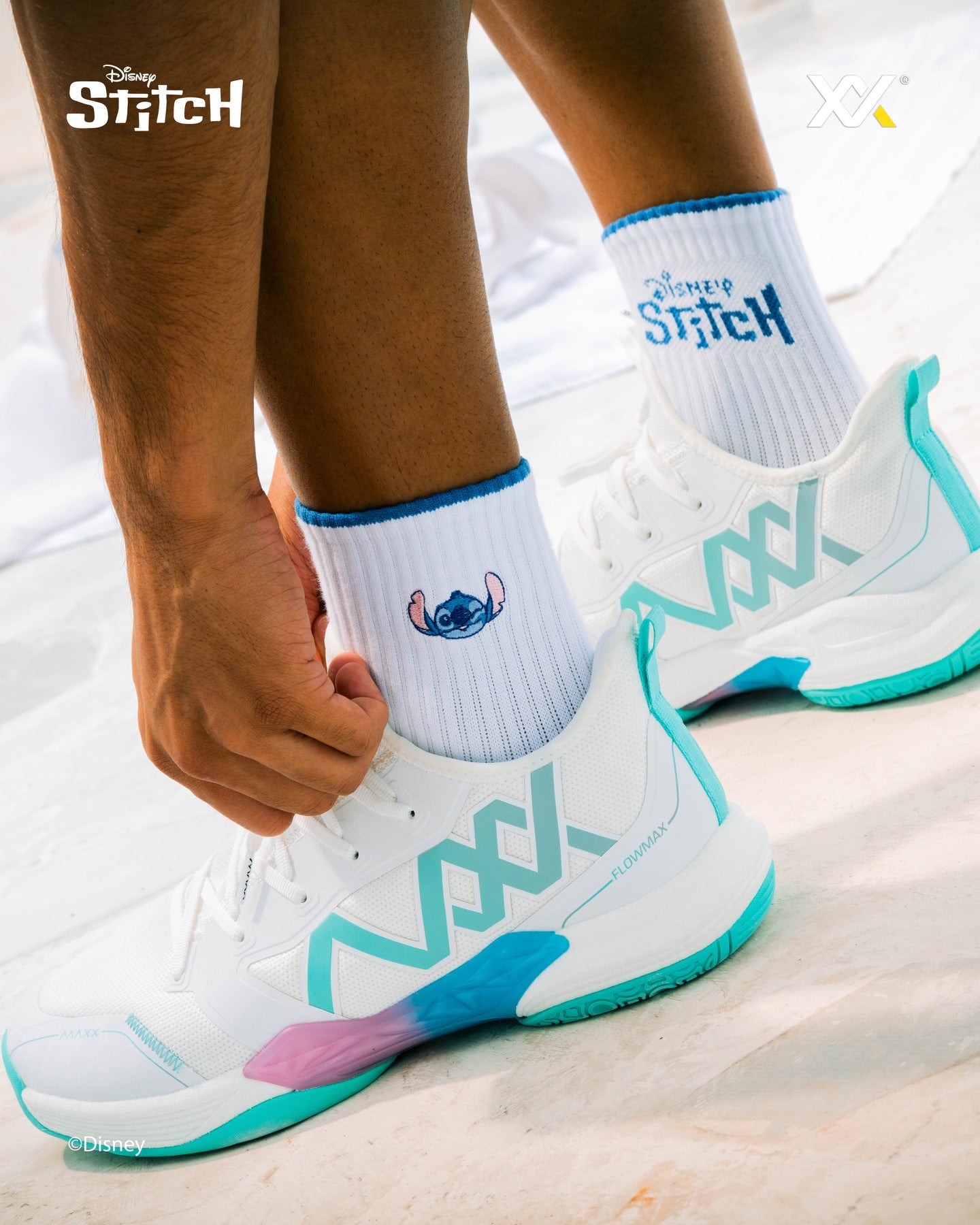 【予約注文 12月中下旬発送予定】スティッチ Stitch スポーツソックス ミディアム丈 バドミントン ディズニー