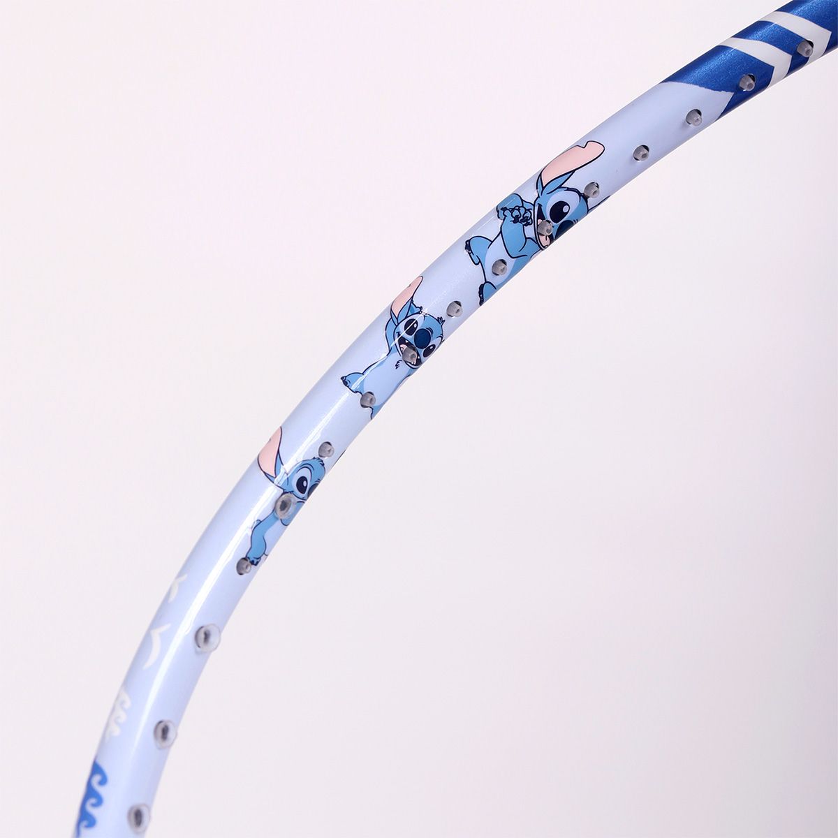 【予約注文 12月中下旬発送予定】スティッチ Stitch バドミントンラケット 4UG6 ラケットカバーケース セット スティッチ ブルー ディズニー